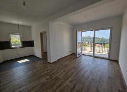 Appartamento per 140 000 euro a Petrovac, Montenegro