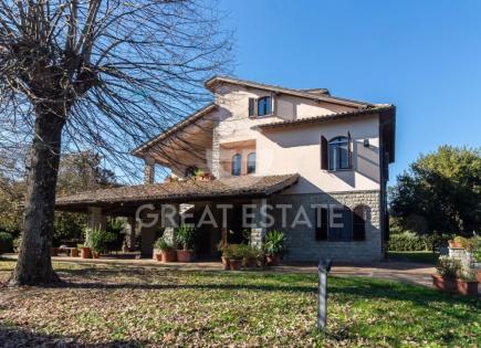 Casa per 680 000 euro a Porano, Italia