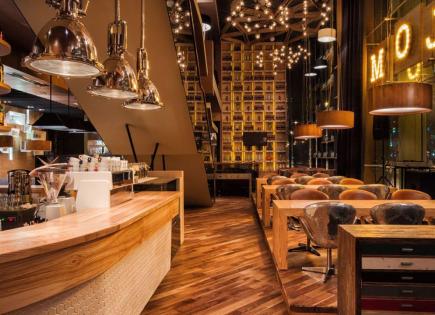 Biens commerciaux pour 550 000 Euro à Badalona, Espagne