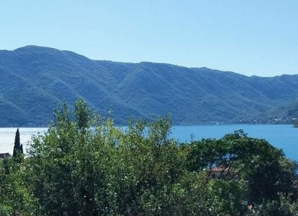 Appartement pour 215 000 Euro à Risan, Monténégro
