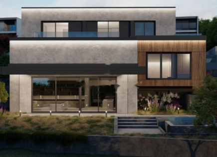 Casa per 3 400 000 euro a Opatija, Croazia