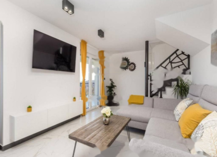 Casa per 905 000 euro a Opatija, Croazia