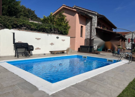 Casa per 670 000 euro a Opatija, Croazia