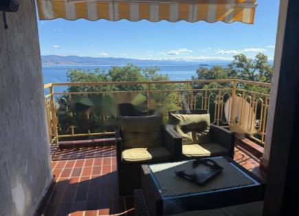 Flat for 385 000 euro in Opatija, Croatia