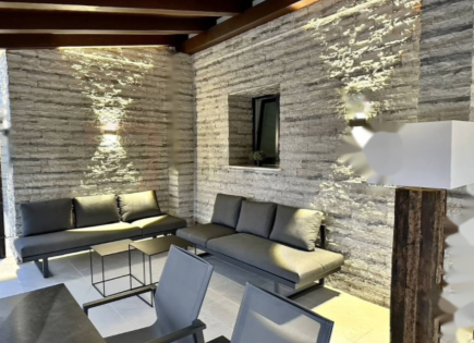 Haus für 1 200 000 euro in Opatija, Kroatien