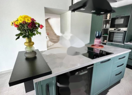 Haus für 1 000 000 euro in Opatija, Kroatien