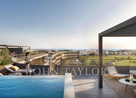 Penthouse for 890 000 euro in Paphos, Cyprus