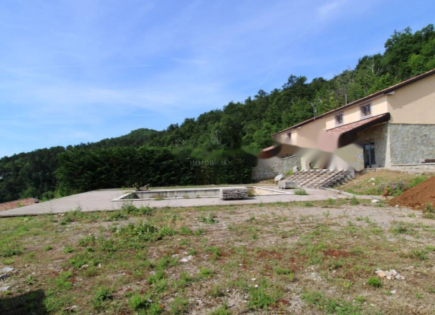 Casa per 1 250 000 euro a Opatija, Croazia