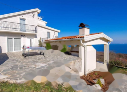 Casa per 850 000 euro a Opatija, Croazia