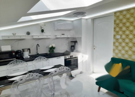 Appartamento per 640 000 euro a Opatija, Croazia