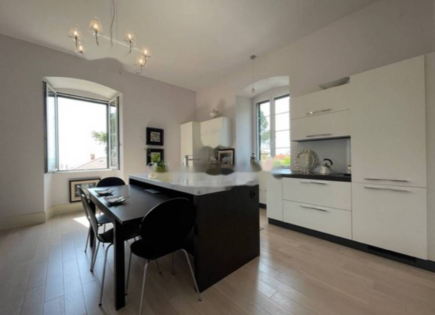 Wohnung für 775 000 euro in Opatija, Kroatien