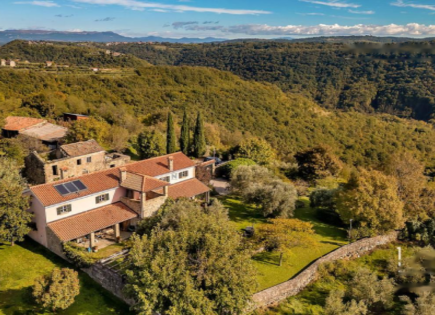 Maison pour 1 200 000 Euro à Portorož, Slovénie