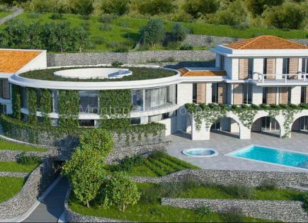 Terreno per 800 000 euro a Dobrota, Montenegro