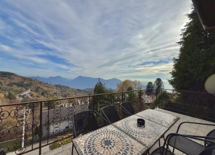 Villa pour 550 000 Euro à Verbania, Italie