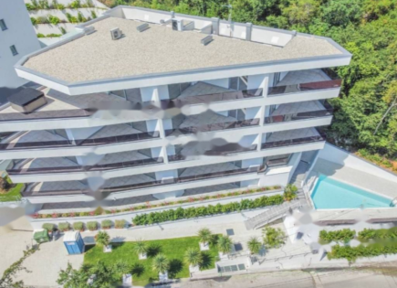 Appartamento per 1 696 000 euro a Opatija, Croazia