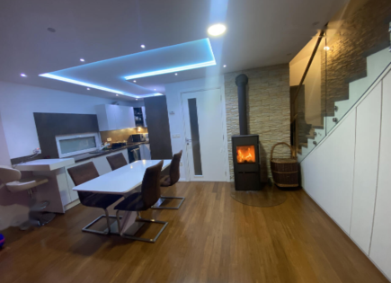 Maison pour 570 000 Euro à Ljubljana, Slovénie