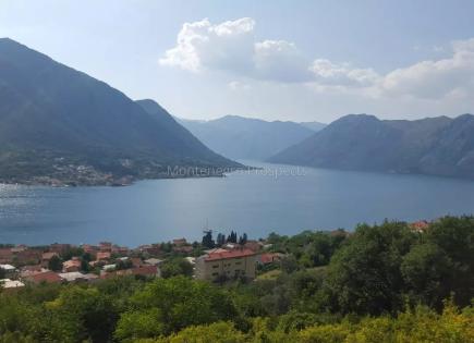 Terrain pour 300 000 Euro à Dobrota, Monténégro