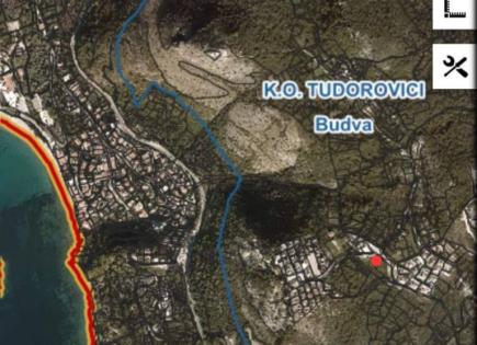 Grundstück für 1 163 500 euro in Blizikuce, Montenegro