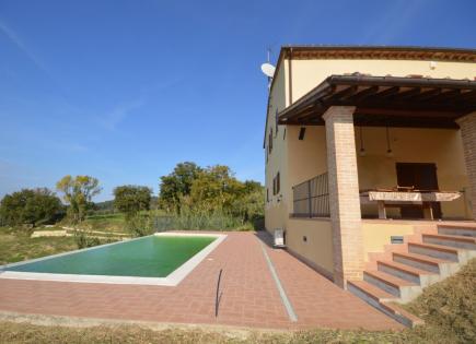 Villa pour 550 000 Euro à Narni, Italie