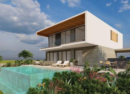 Villa for 1 850 000 euro in Paphos, Cyprus