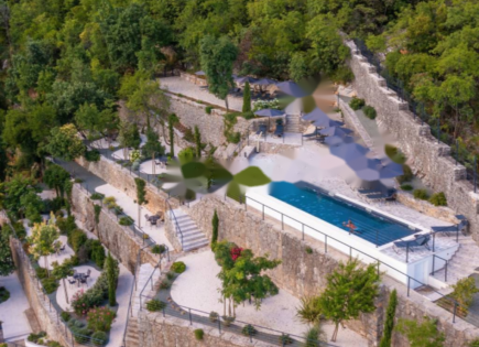 Flat for 1 075 000 euro in Opatija, Croatia