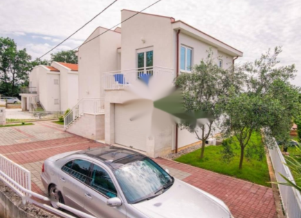 Haus für 1 400 000 euro in Opatija, Kroatien