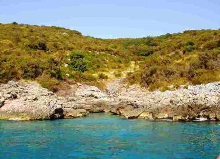 Grundstück für 600 500 euro in Bigovo, Montenegro