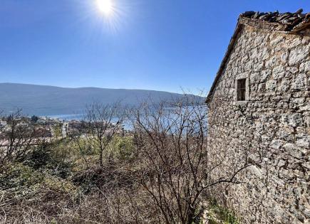 Terreno per 380 000 euro a Kumbor, Montenegro
