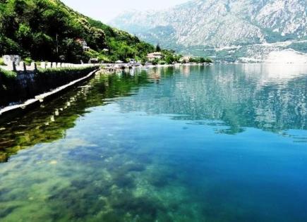 Terreno per 3 565 000 euro a Kostanjica, Montenegro