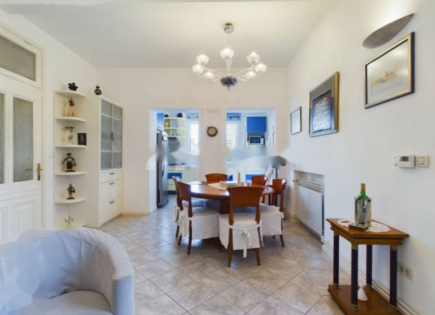 Wohnung für 800 000 euro in Opatija, Kroatien