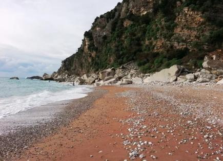 Terreno per 340 860 euro a Rezevici, Montenegro