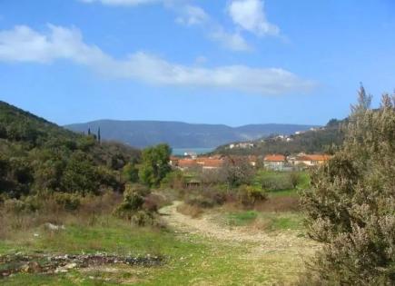 Grundstück für 1 360 000 euro in Zelenika, Montenegro