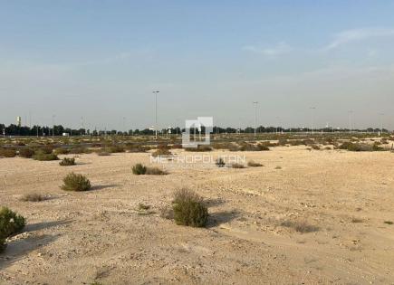 Land for 892 413 euro in Dubai, UAE