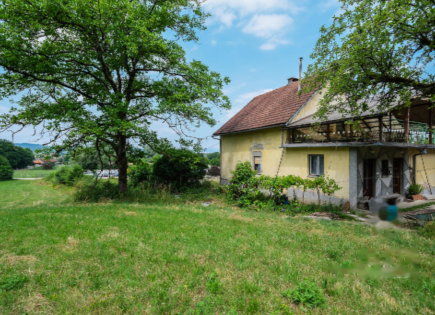 Haus für 300 000 euro in Ljubljana, Slowenien