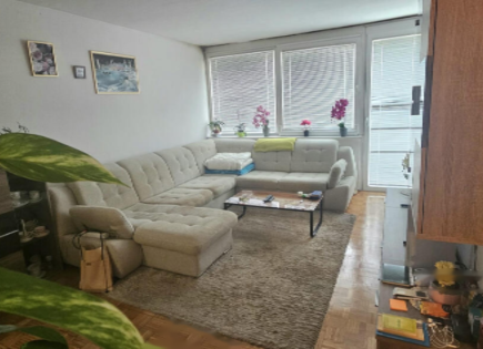 Piso para 349 000 euro en Lucija, Eslovenia