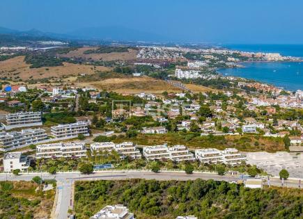 Ático para 456 000 euro en Estepona, España