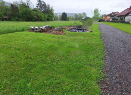 Grundstück für 520 000 euro in Ljubljana, Slowenien