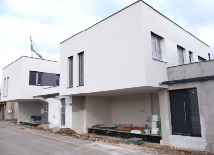 Casa para 456 800 euro en Liubliana, Eslovenia