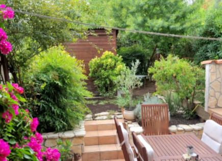 House for 670 000 euro in Koper, Slovenia