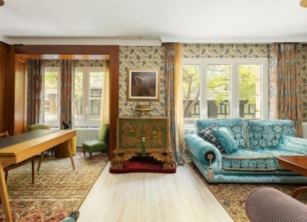 Flat for 800 000 euro in Barcelona, Spain