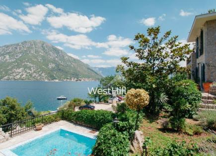 Apartment for 400 000 euro in Kostanjica, Montenegro