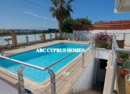 Flat for 198 000 euro in Paphos, Cyprus