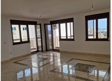 Wohnung für 191 000 euro in Becici, Montenegro