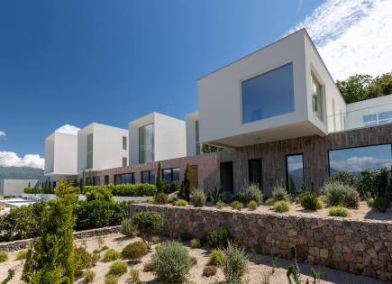 Villa per 1 300 000 euro a Herceg-Novi, Montenegro