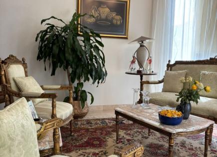 Townhouse for 6 832 euro per month in Dubai, UAE