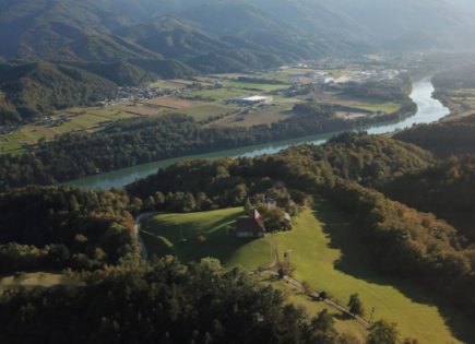 Azienda agricola per 550 000 euro a Ruše, Slovenia