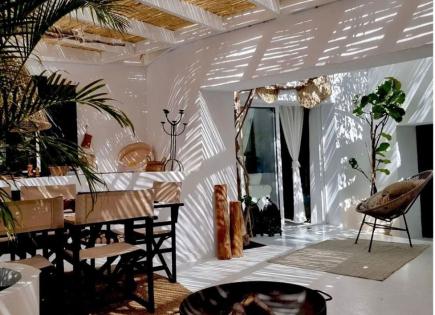 Villa per 495 000 euro a Larnaca, Cipro