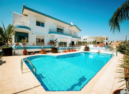 Villa per 2 200 000 euro a Limassol, Cipro