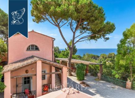 Villa in Livorno, Italien (preis auf Anfrage)
