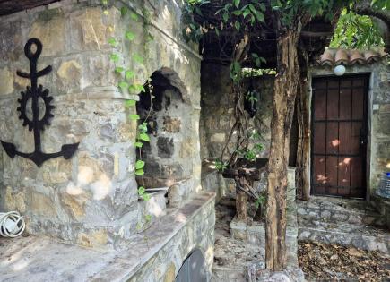 Casa per 400 000 euro a Rezevici, Montenegro